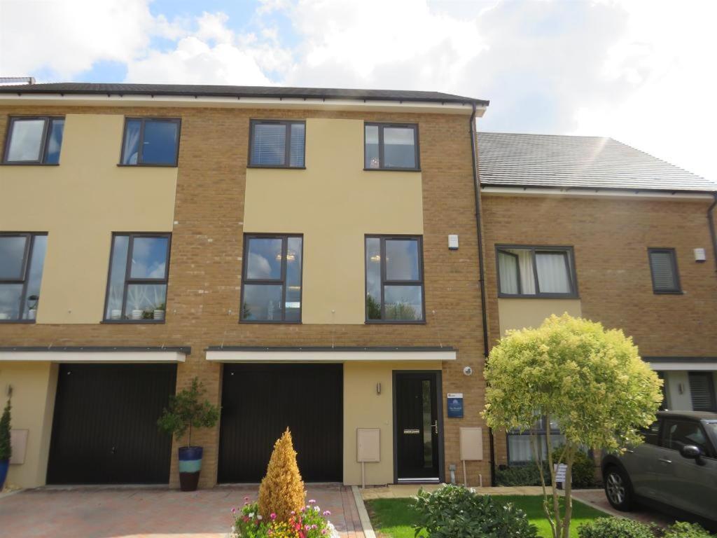 The Townhouse @Thorpe Road Villa Peterborough Kültér fotó